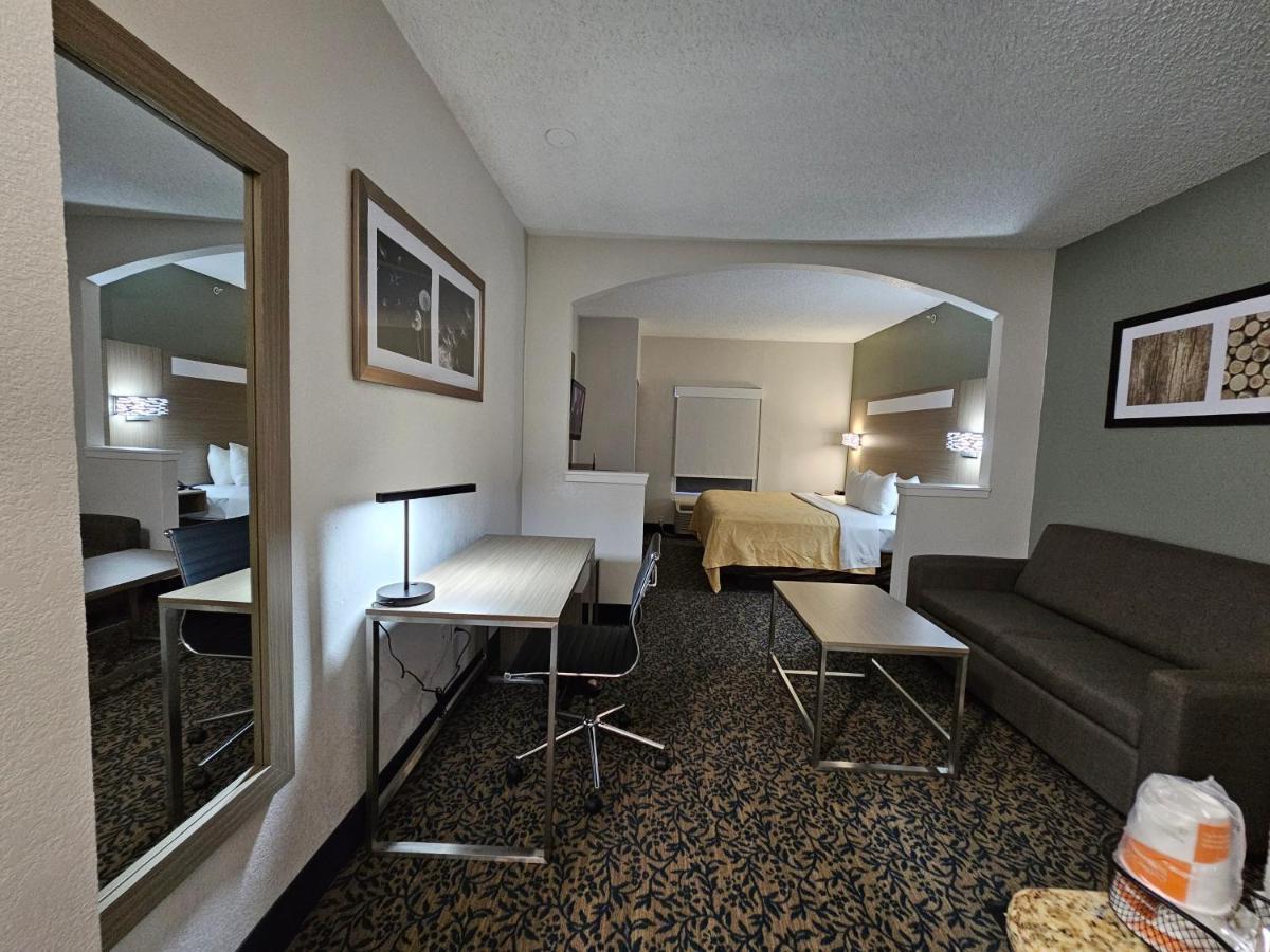 Hotel Quality & Dfw Airport South Irving