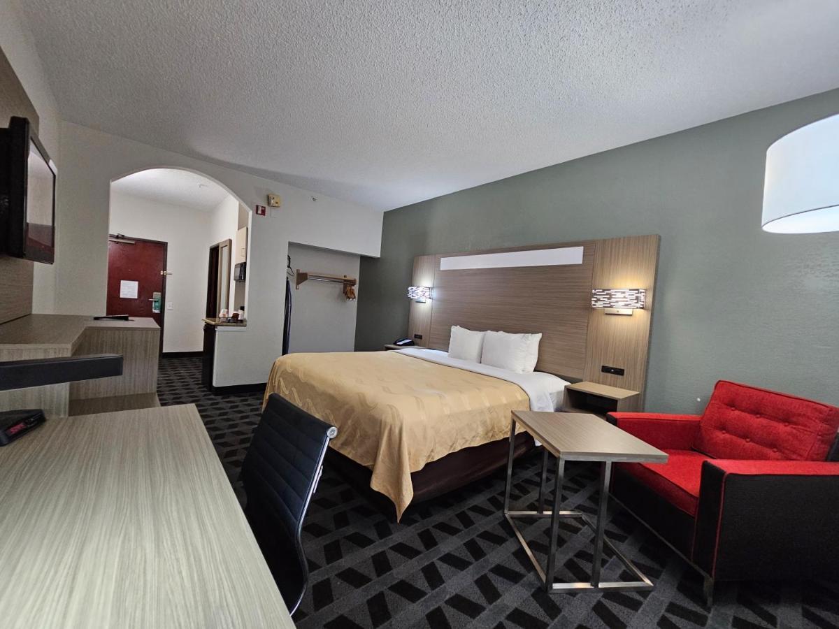 Quality & Dfw Airport South Hotel Irving