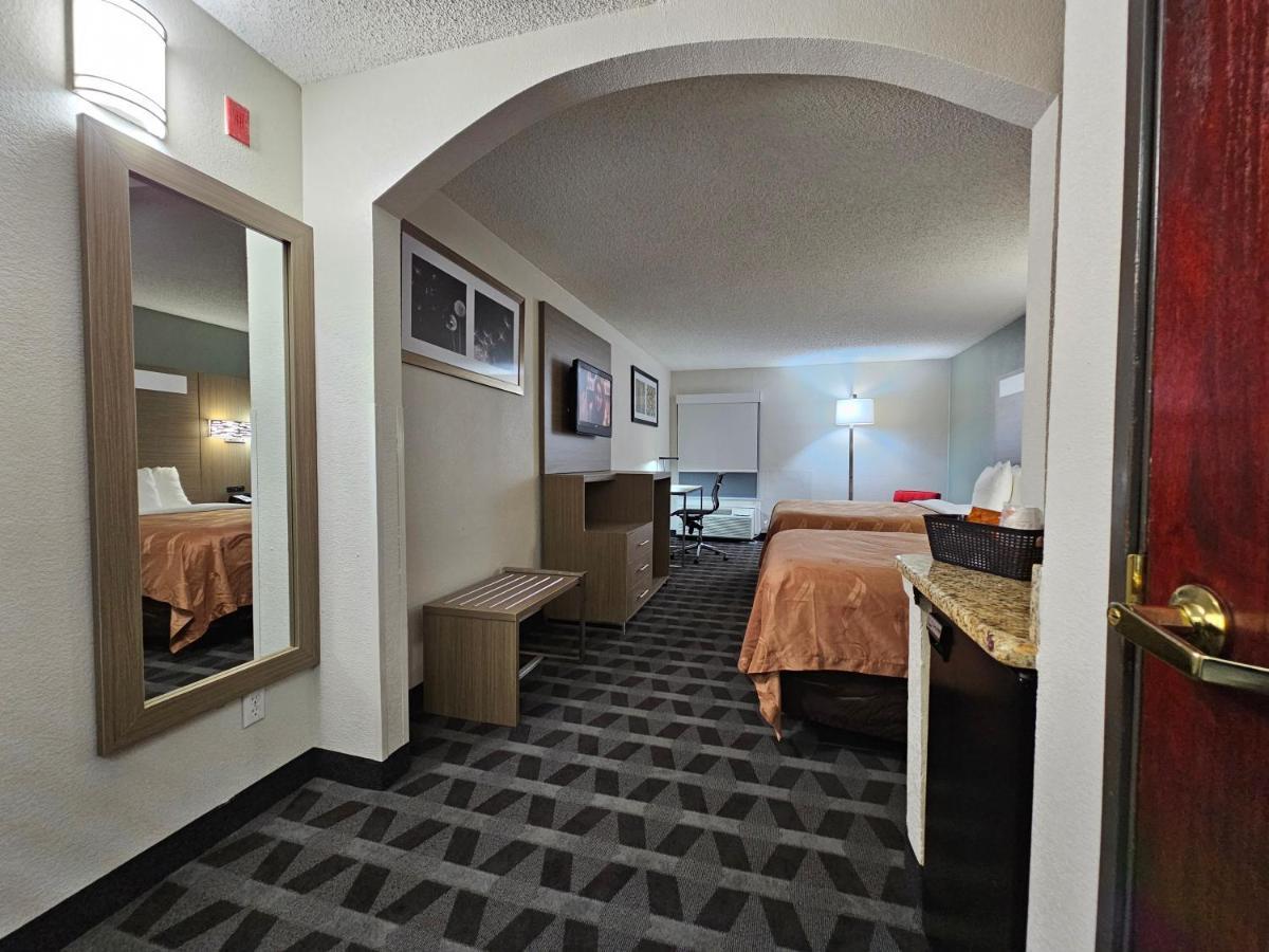 Hotel Quality & Dfw Airport South Irving