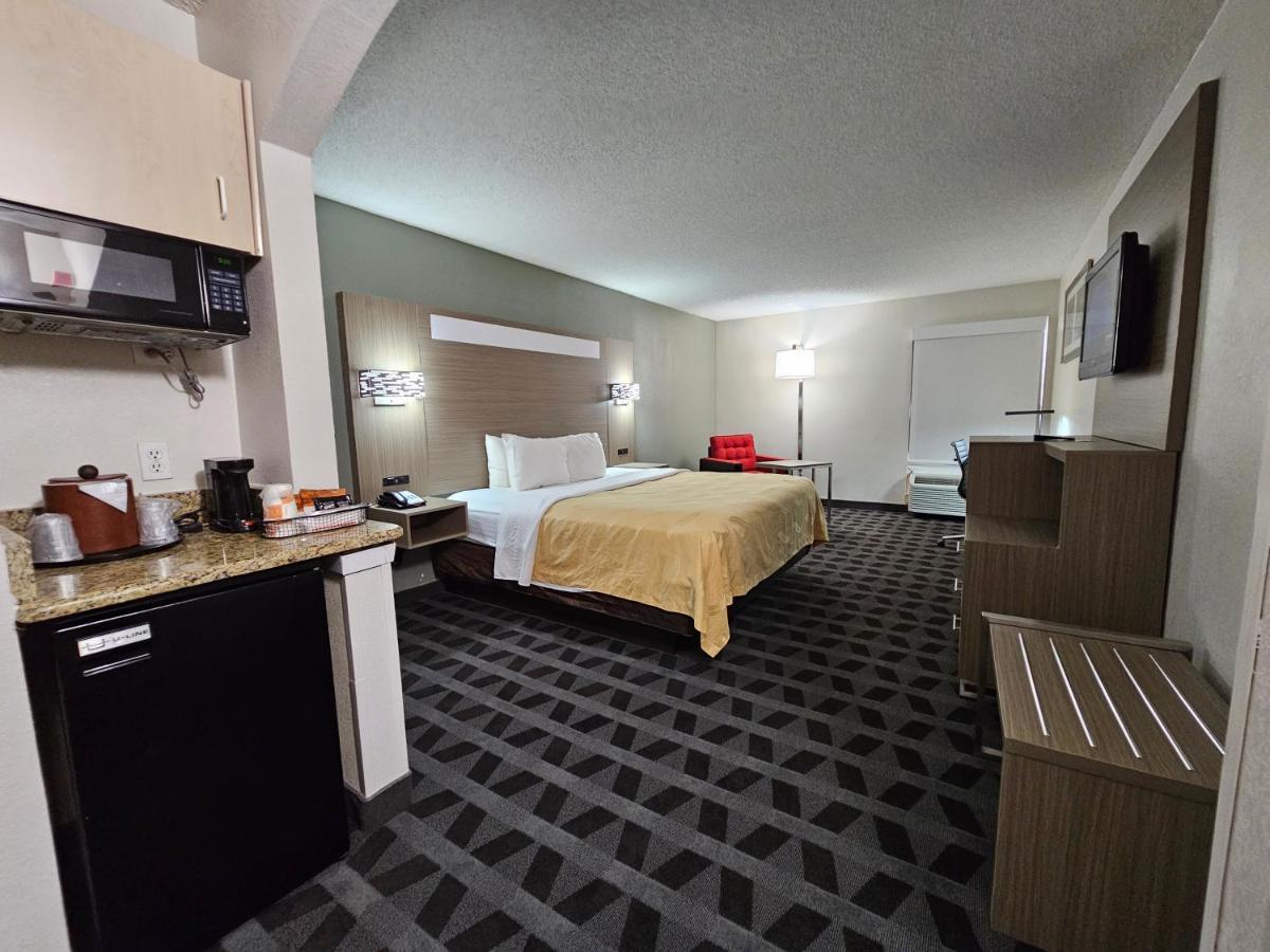Hotel Quality & Dfw Airport South Irving