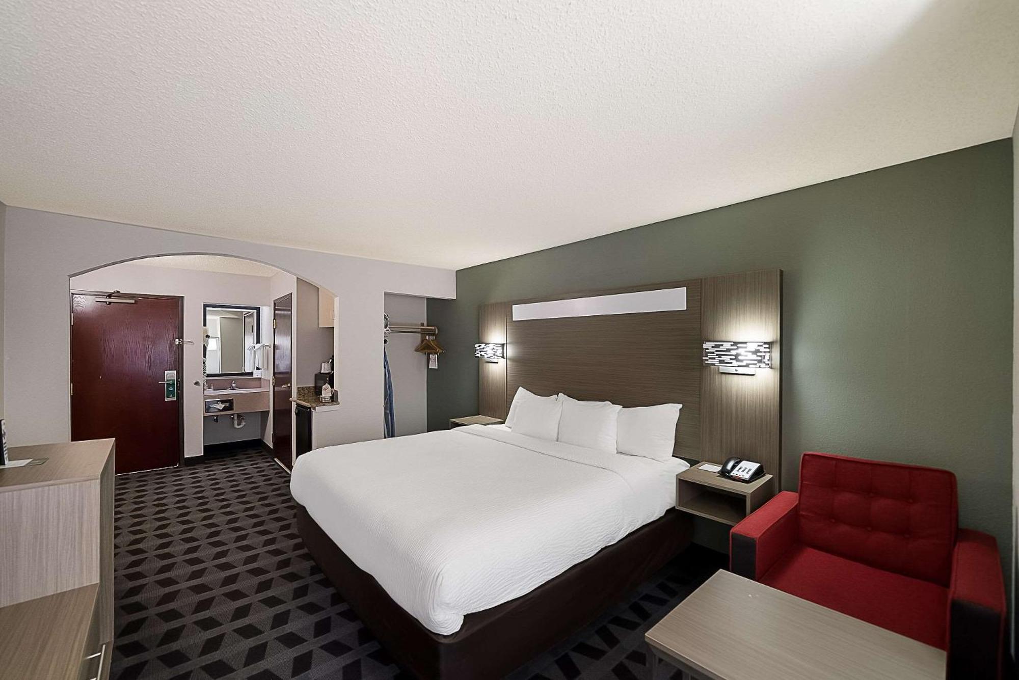 Quality & Dfw Airport South Hotel Irving
