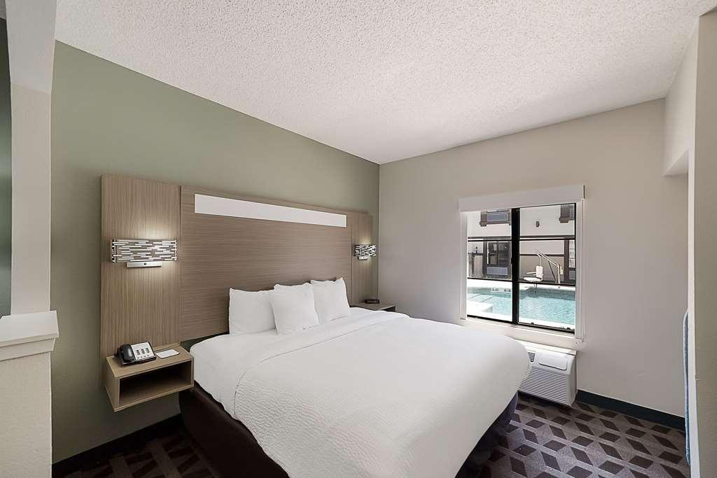 Hotel Quality & Dfw Airport South Irving